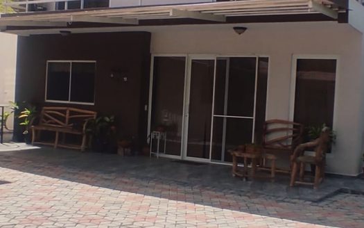 ¡TU REFUGIO SOÑADO EN SANTA ISABEL! 🤩 Hermosa Quinta de 3.000 m² a la venta, perfecta para vivir o vacacionar.